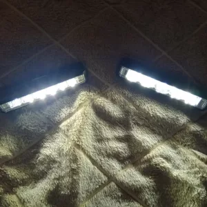 Vedenpitävä polkupyörävalo vastaanotettu asiakkaalta L***a.